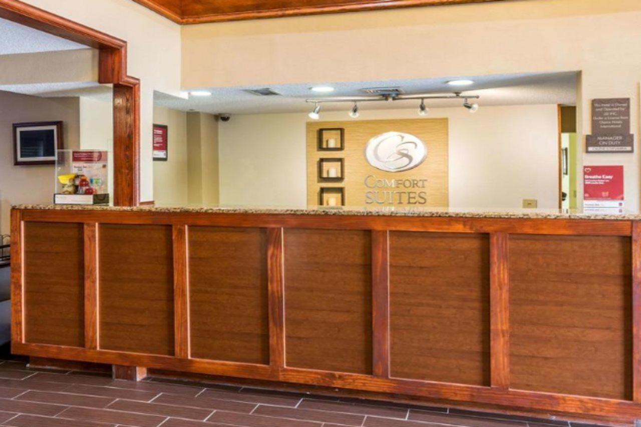 Hotel Comfort Near I-80 And I-94 Lansing