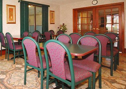 Comfort Near I-80 And I-94 Hotel 2*