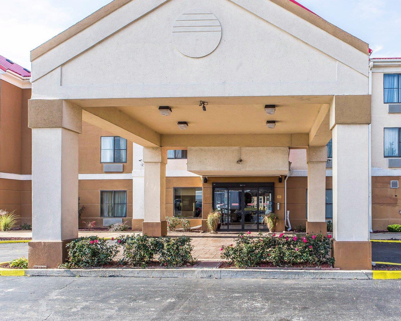 Hotel Comfort Near I-80 And I-94 2*
