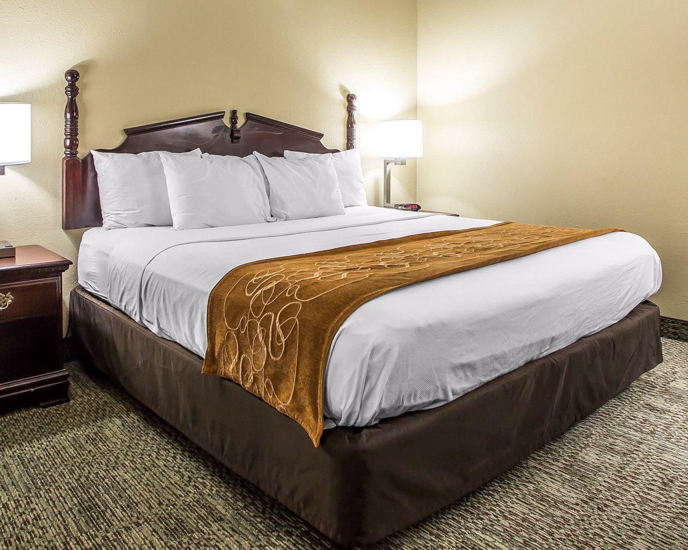 Comfort Near I-80 And I-94 Hotel