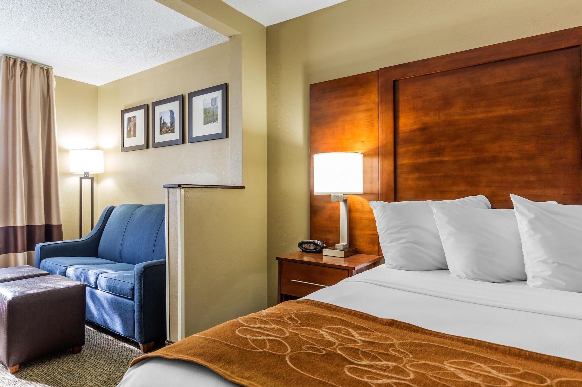 Comfort Near I-80 And I-94 Hotel 2*