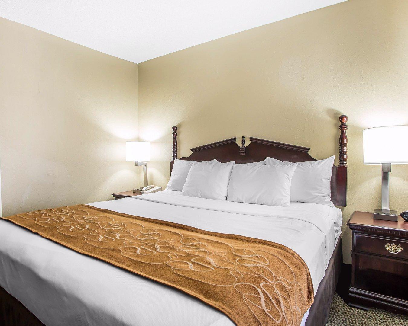 Hotel Comfort Near I-80 And I-94