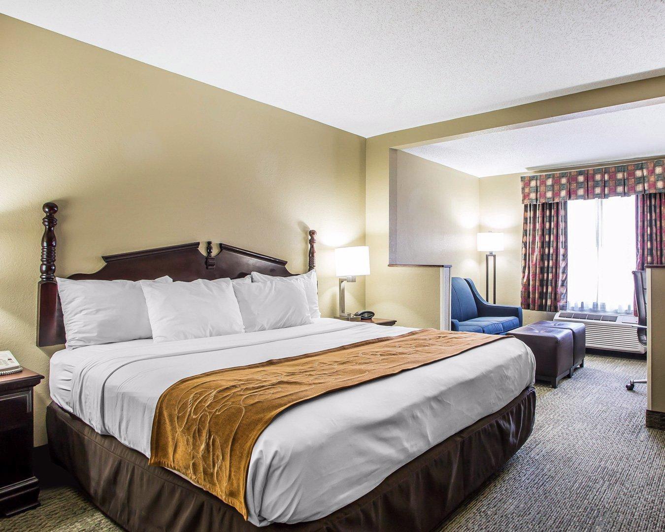 Hotel Comfort Near I-80 And I-94 Lansing